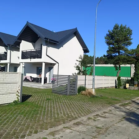 Lesne Blizniaki Feriehus Mieroszyno