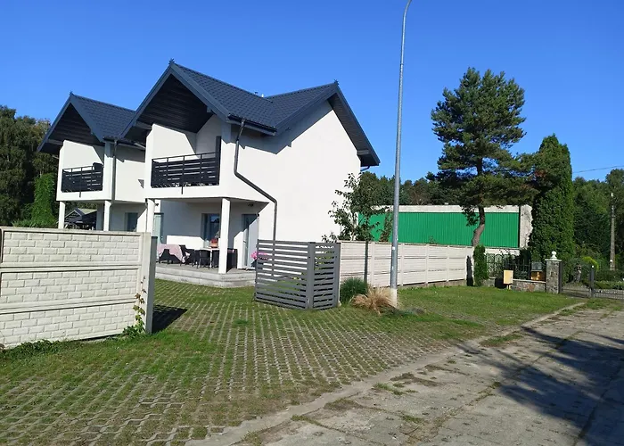 Lesne Blizniaki Semesterbostad Mieroszyno